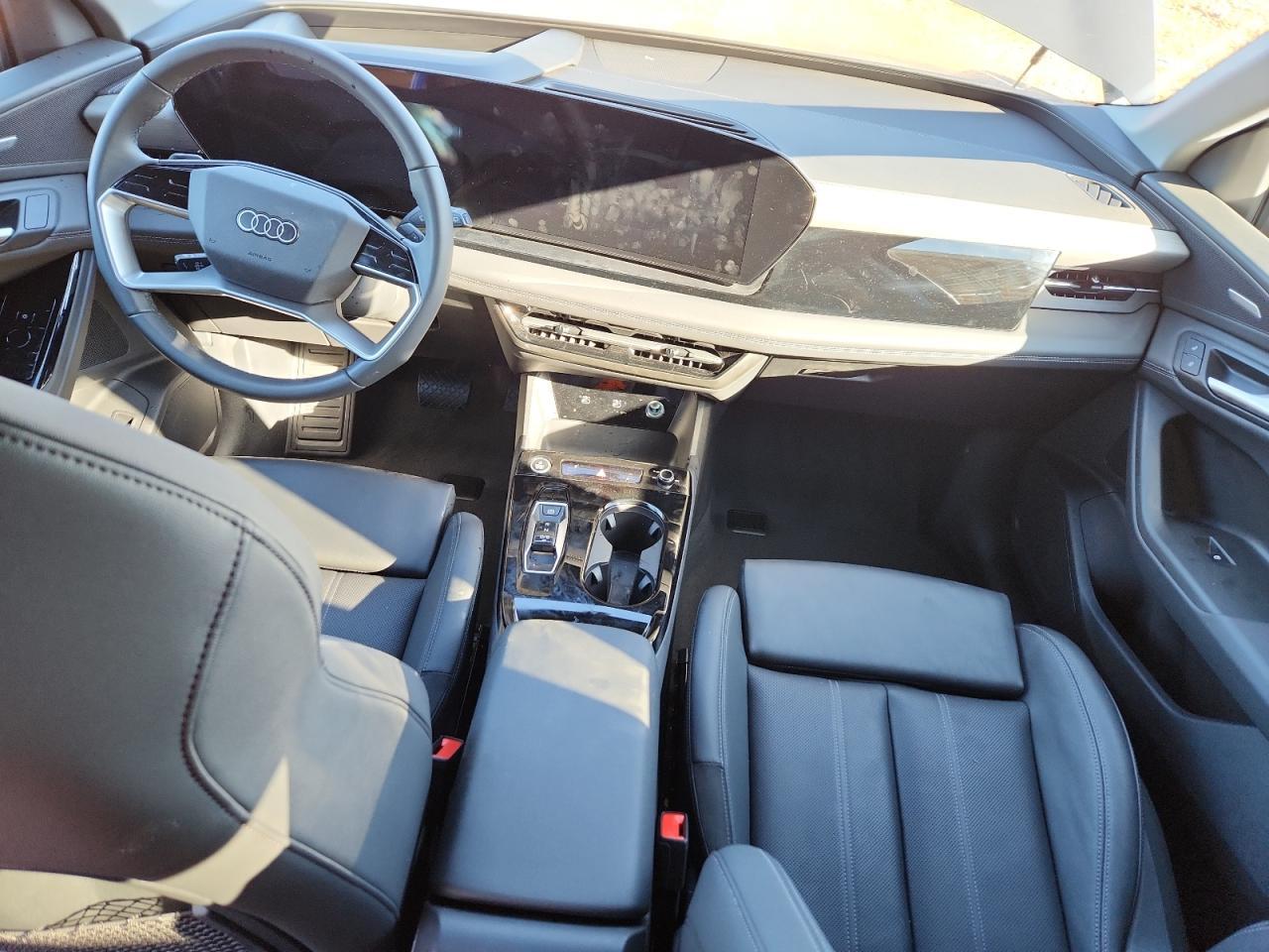 2025 AUDI Q6 e-tron