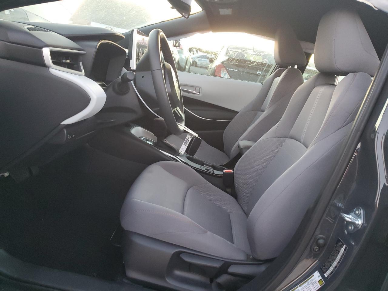 2025 TOYOTA COROLLA