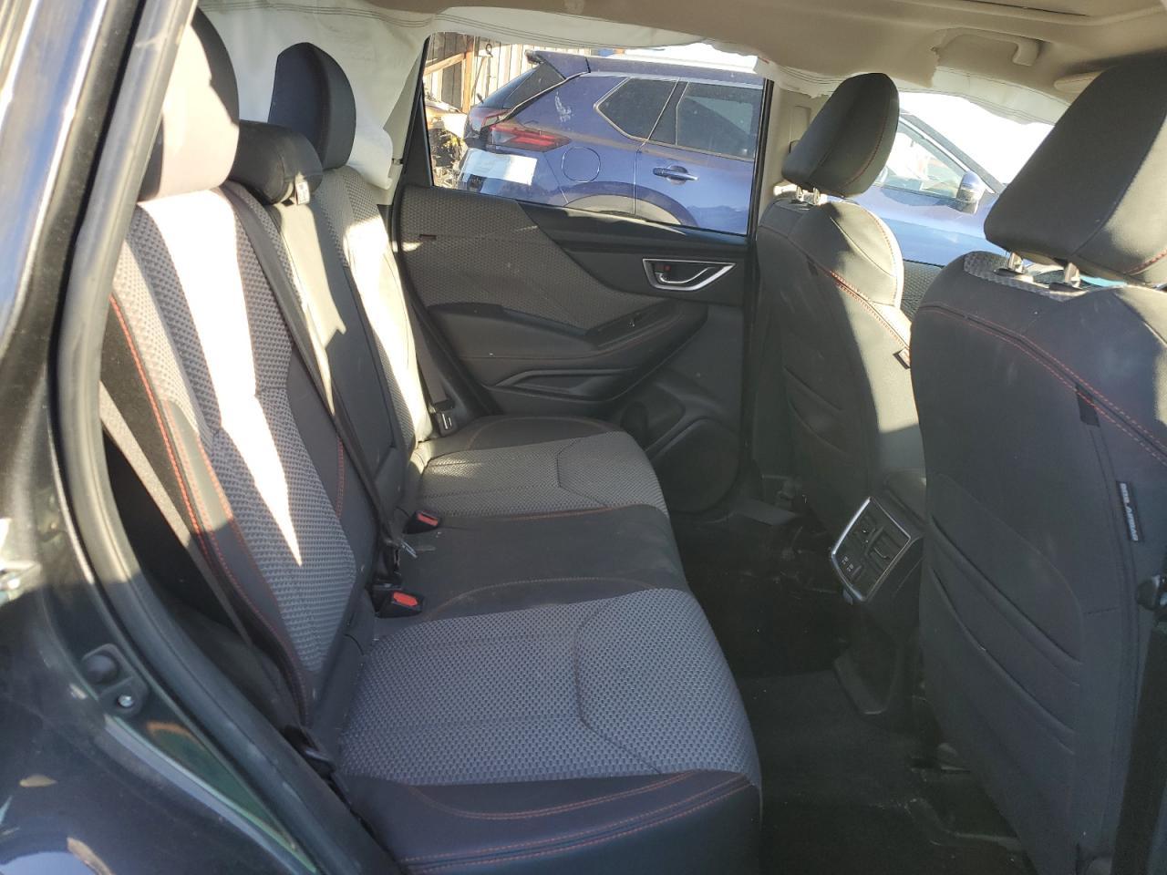 2019 SUBARU FORESTER