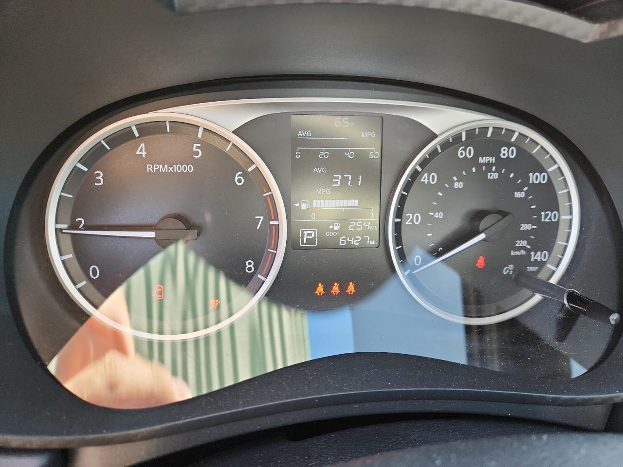 2024 NISSAN VERSA