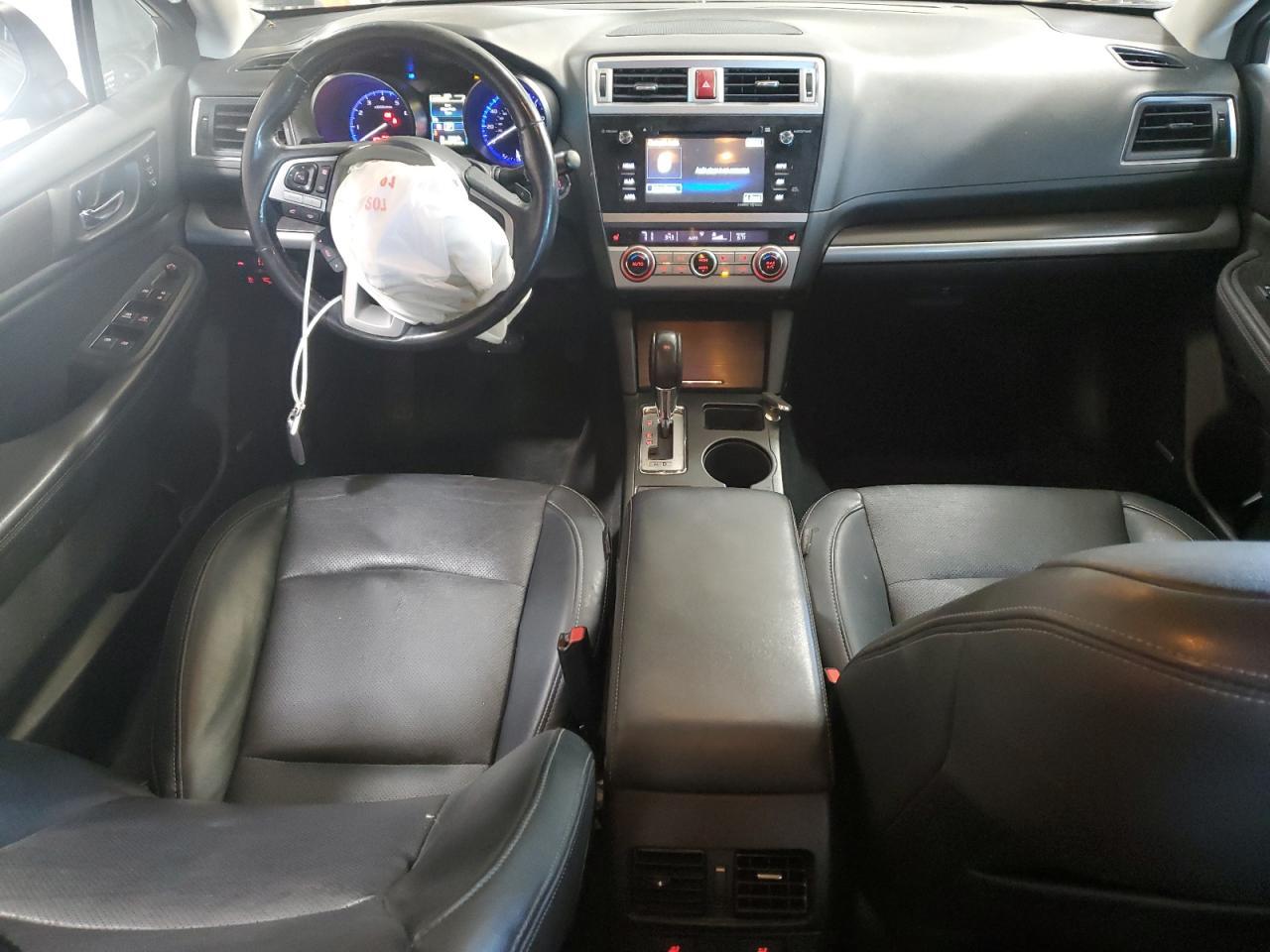 2015 SUBARU Legacy