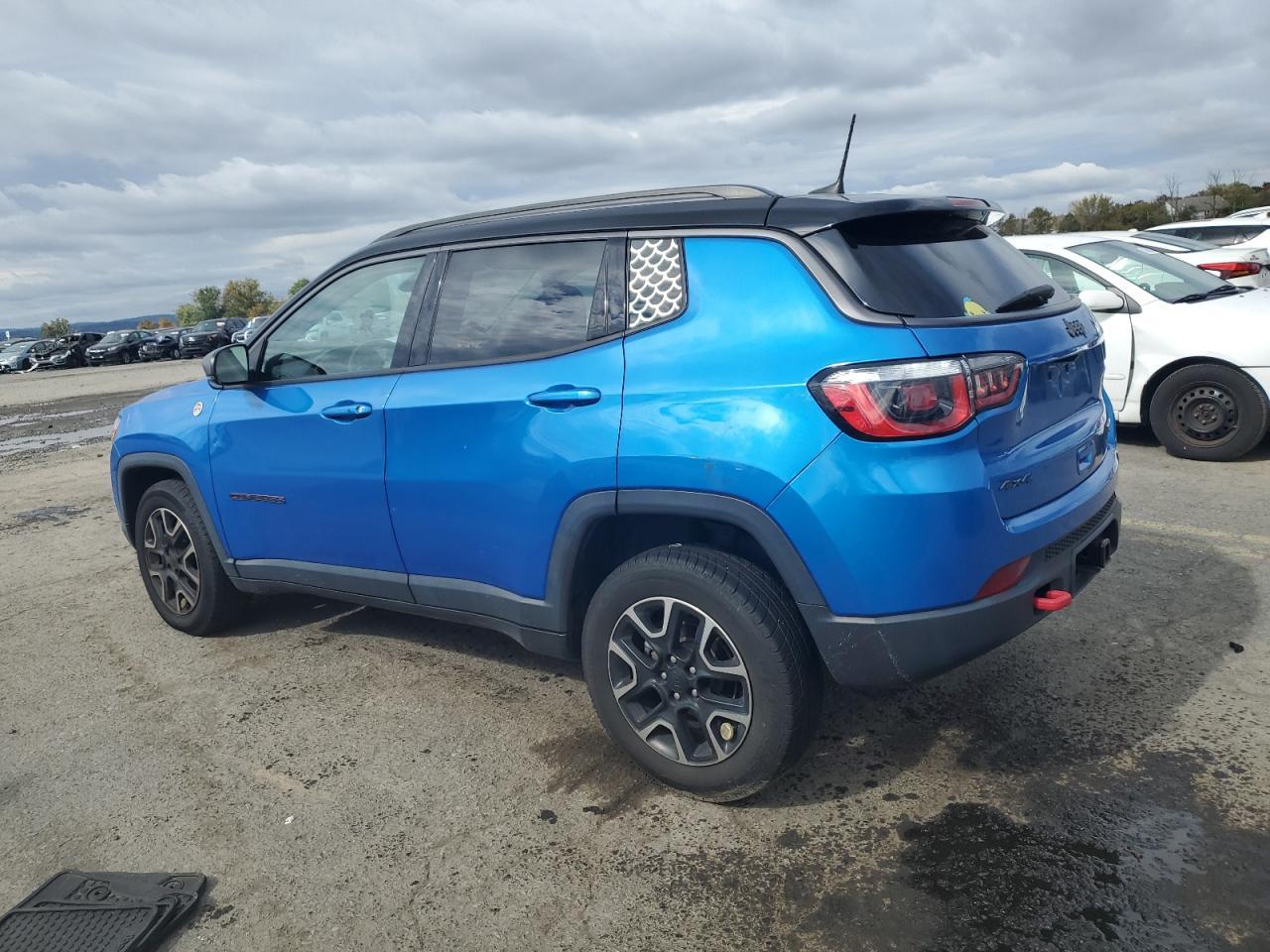 2020 JEEP Compass