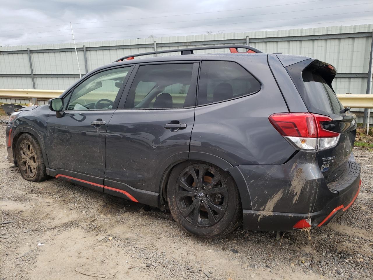 2022 SUBARU FORESTER