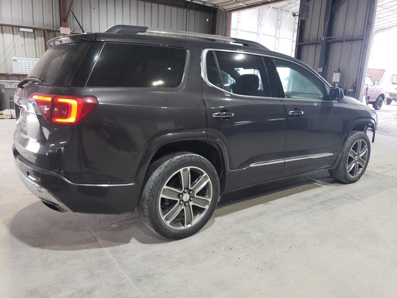 2017 GMC ACADIA