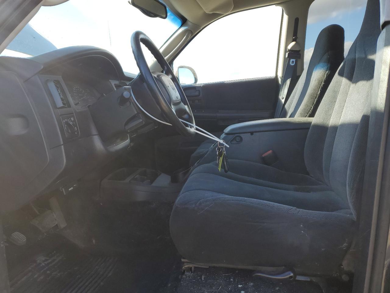 2004 DODGE Dakota