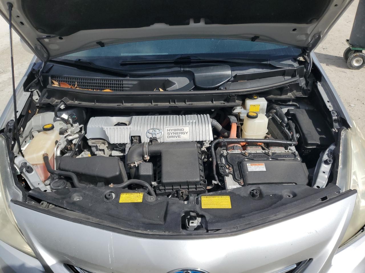 2013 TOYOTA PRIUS V