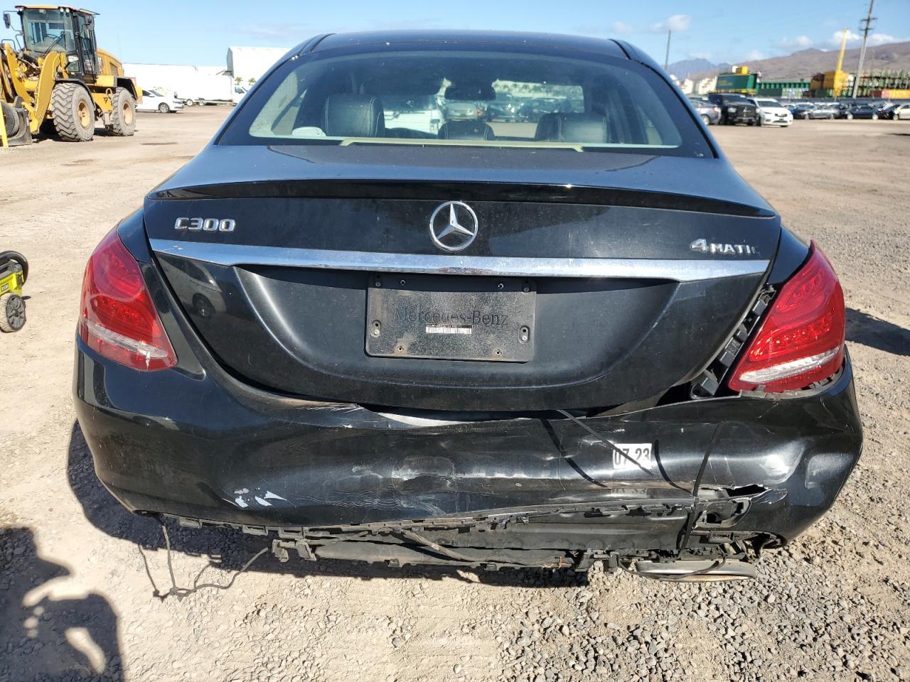 2016 MERCEDES-BENZ C-CLASS