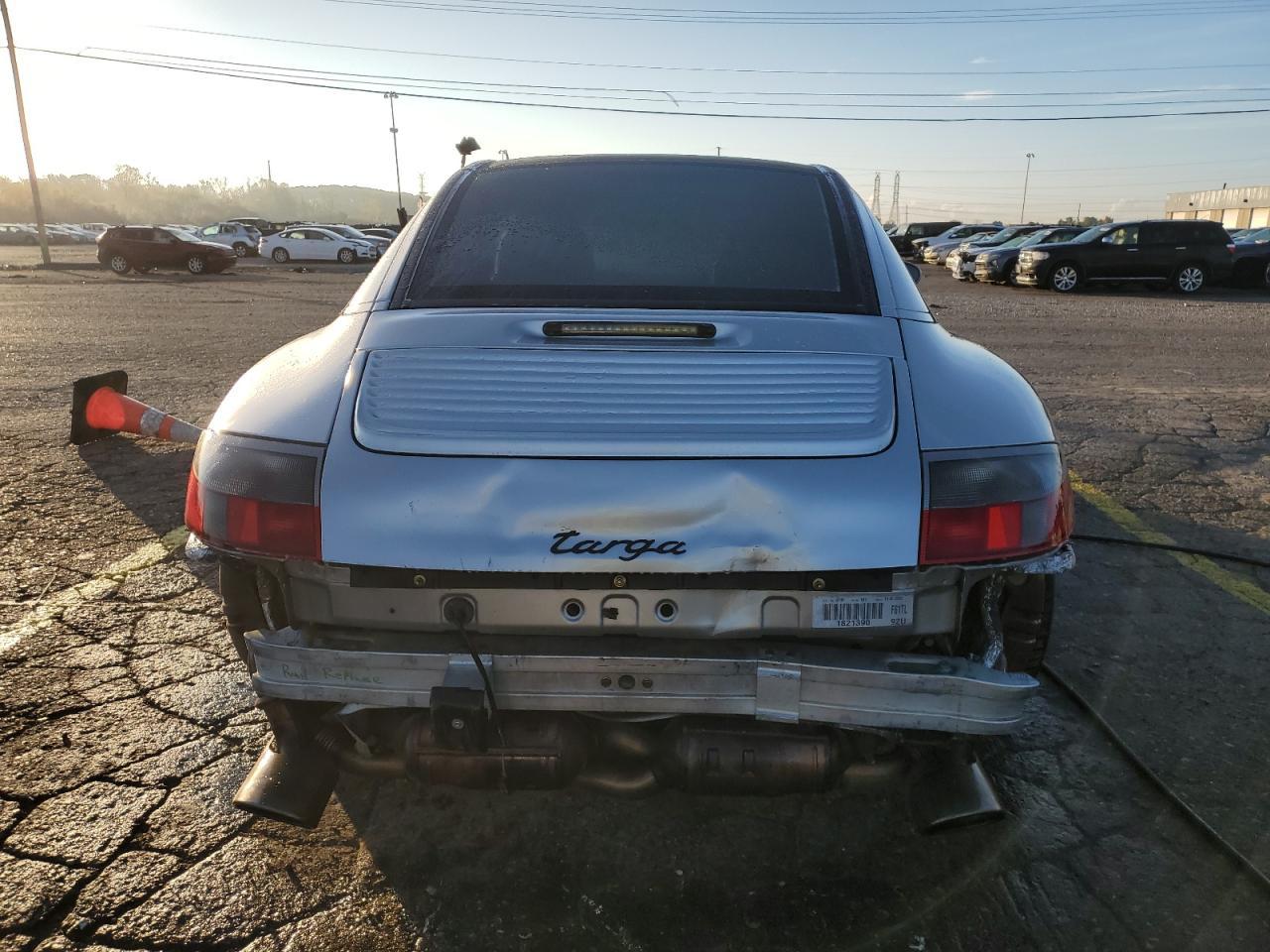 2002 PORSCHE 911