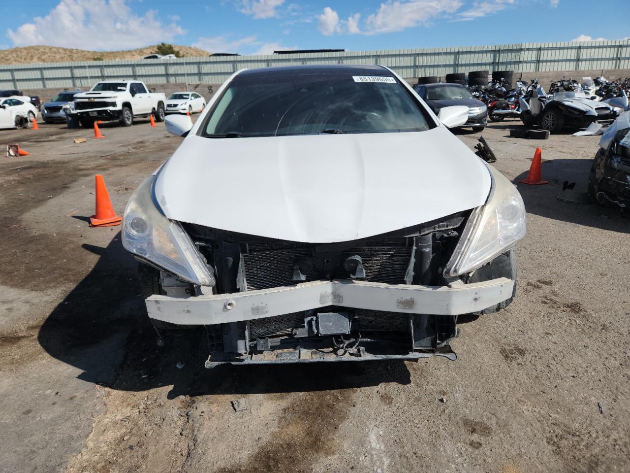 2017 HYUNDAI Azera