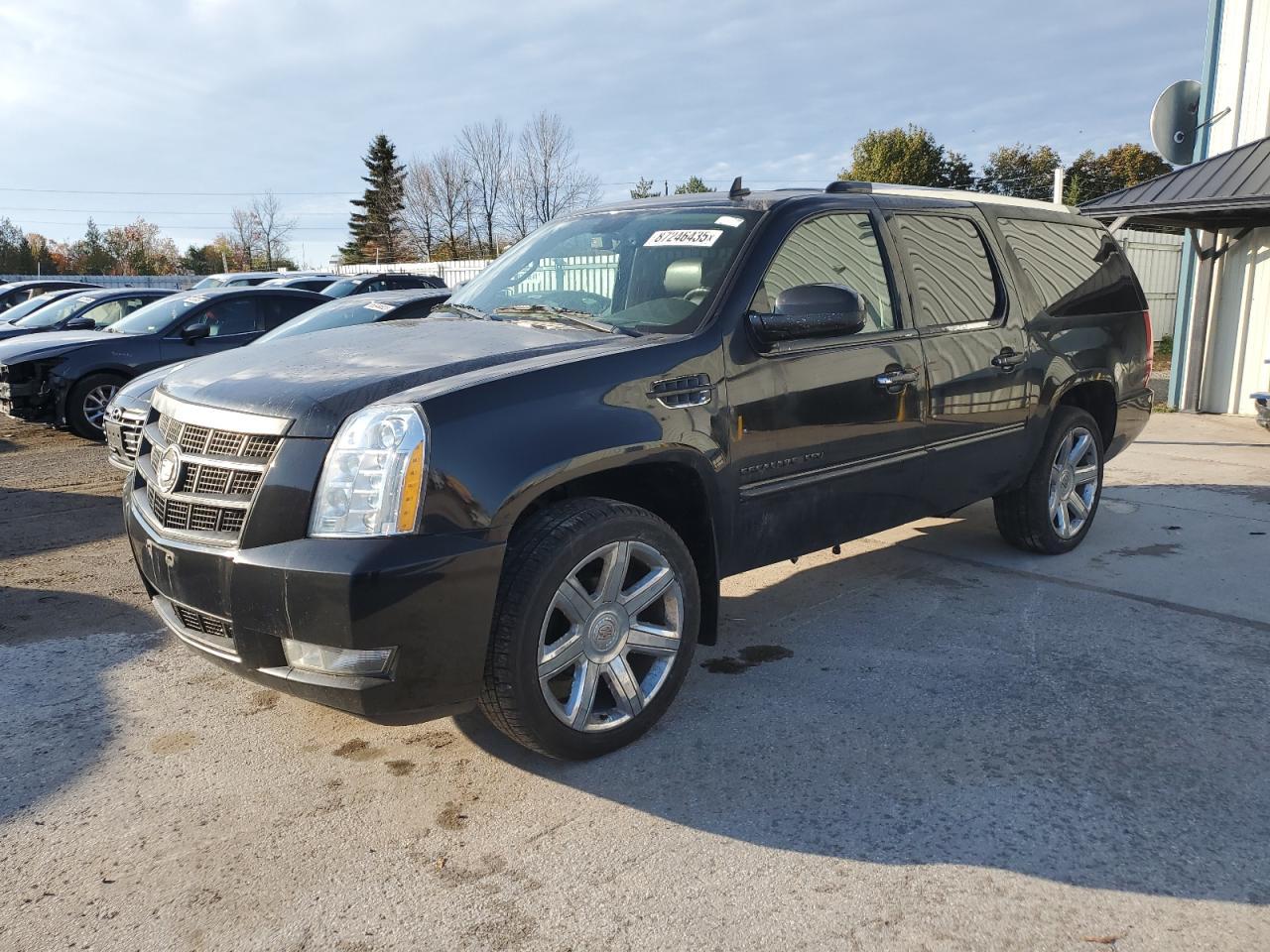2013 CADILLAC Escalade ESV