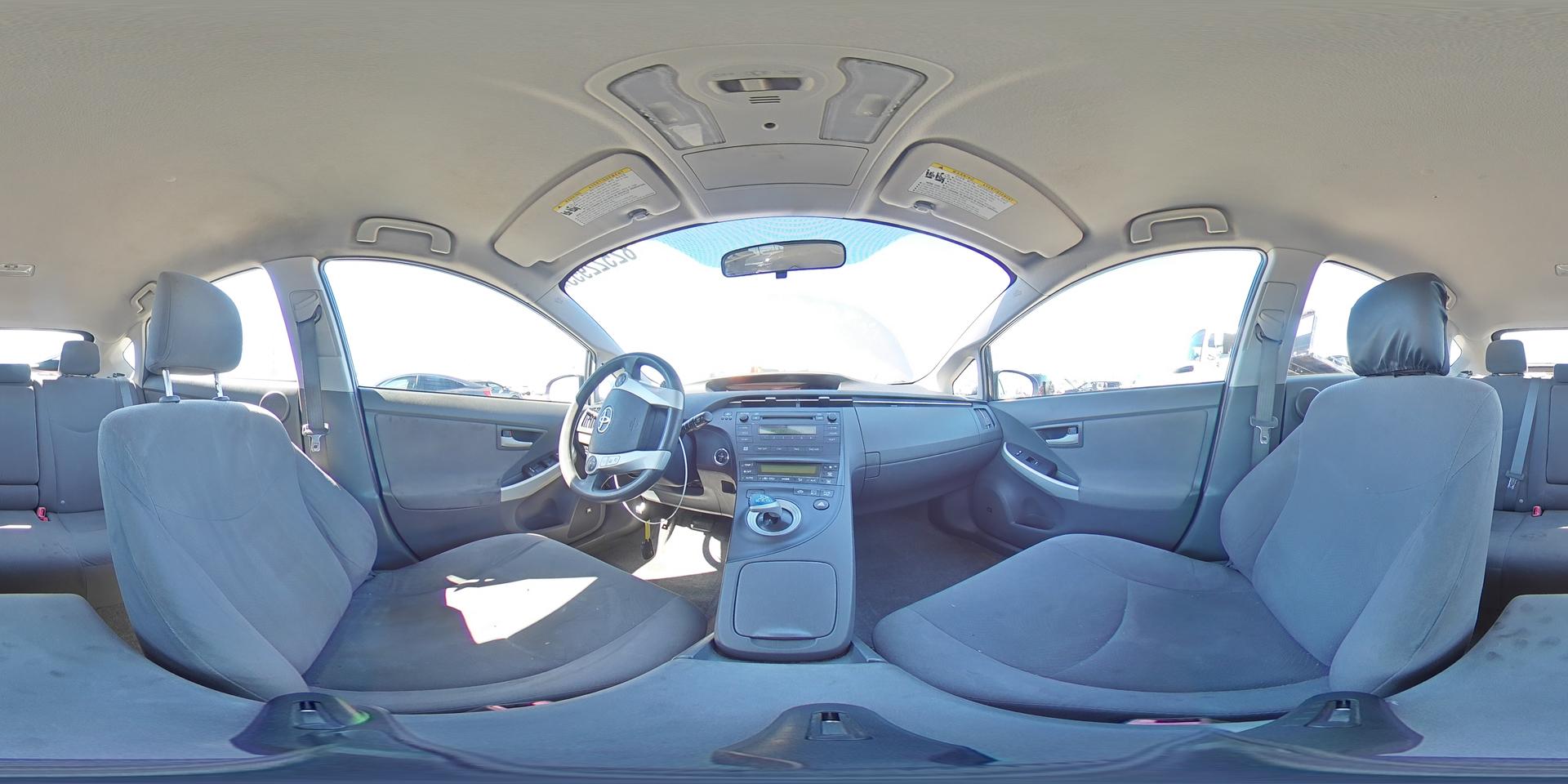 2011 TOYOTA PRIUS