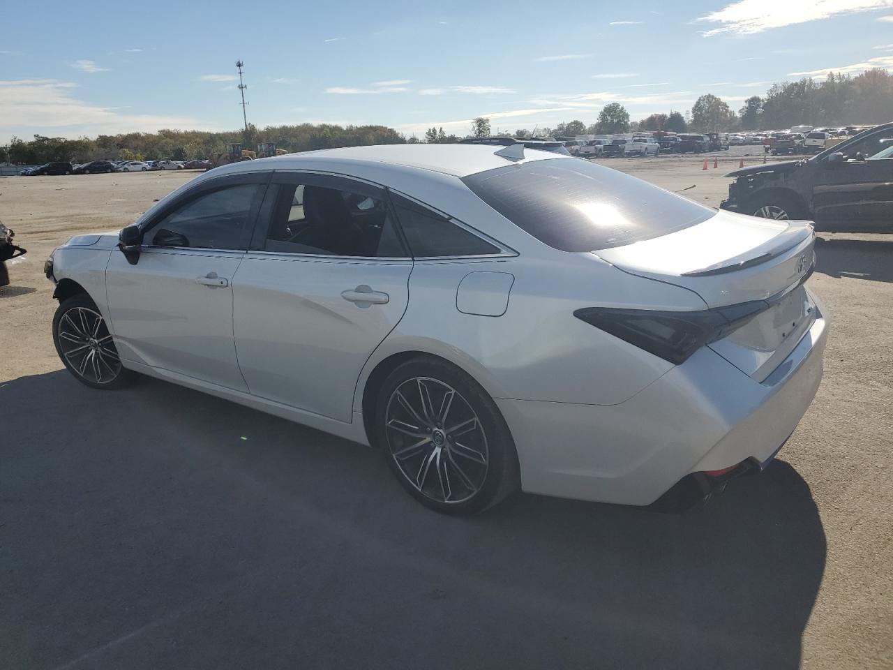 2019 TOYOTA Avalon