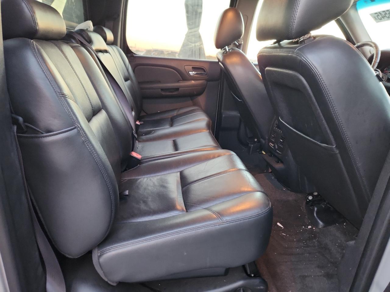 2013 CHEVROLET Avalanche