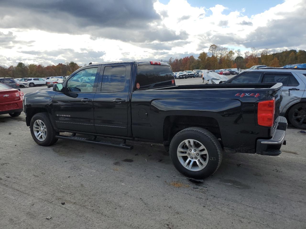 2018 CHEVROLET Silverado