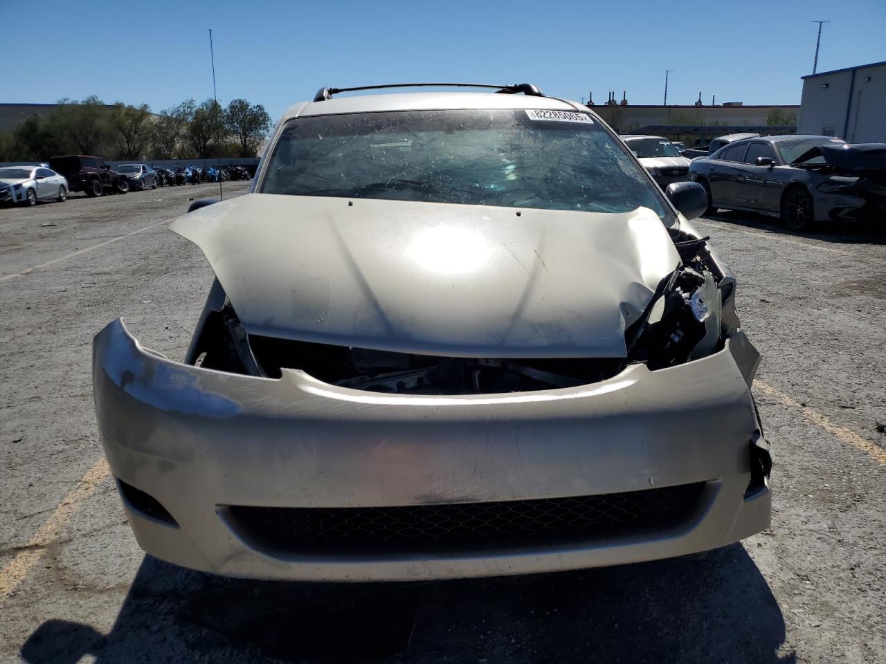 2008 TOYOTA SIENNA