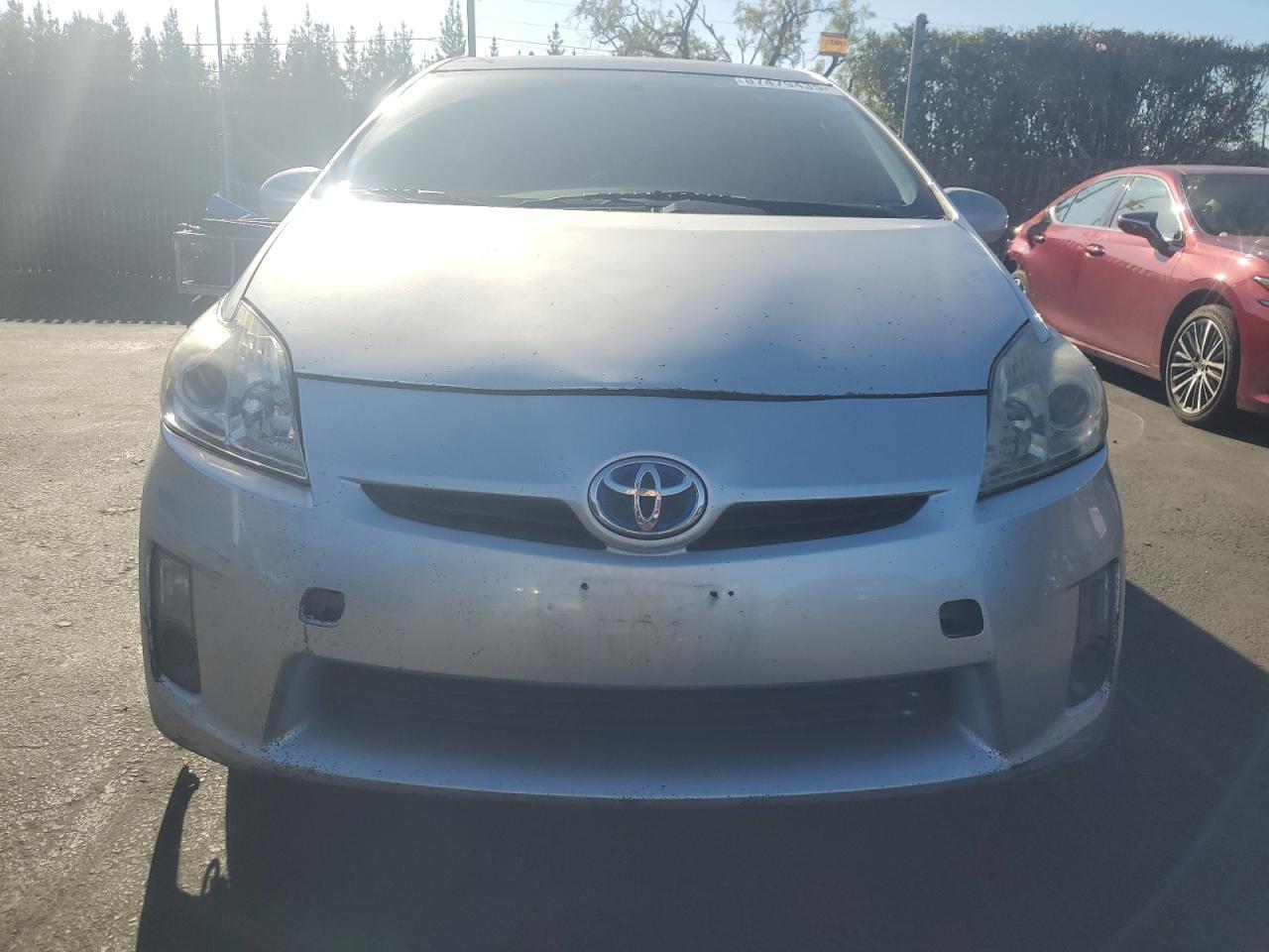 2011 TOYOTA PRIUS
