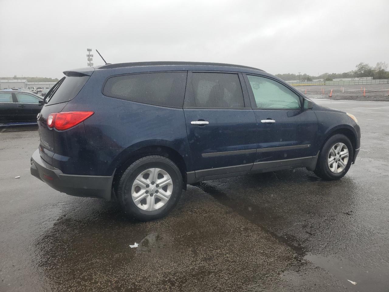 2010 CHEVROLET TRAVERSE