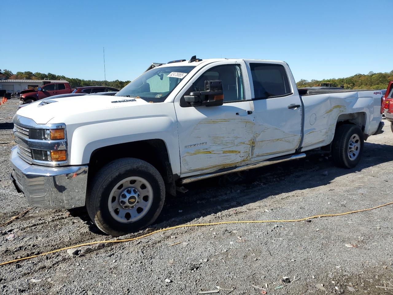 2018 CHEVROLET Silverado
