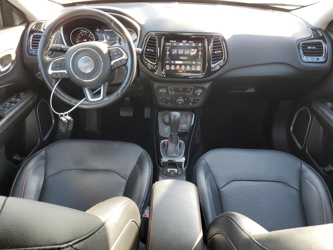 2020 JEEP Compass