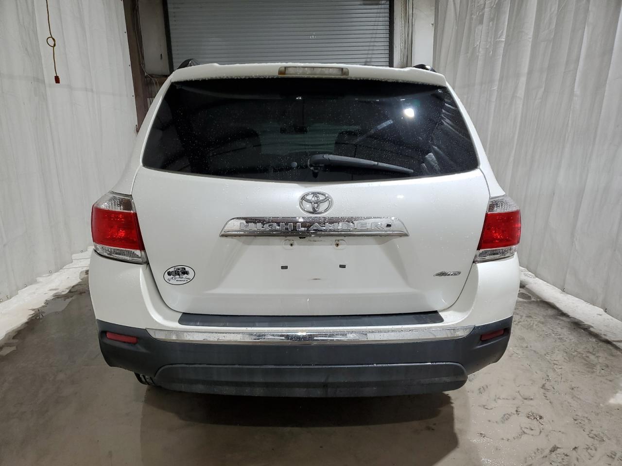 2012 TOYOTA HIGHLANDER