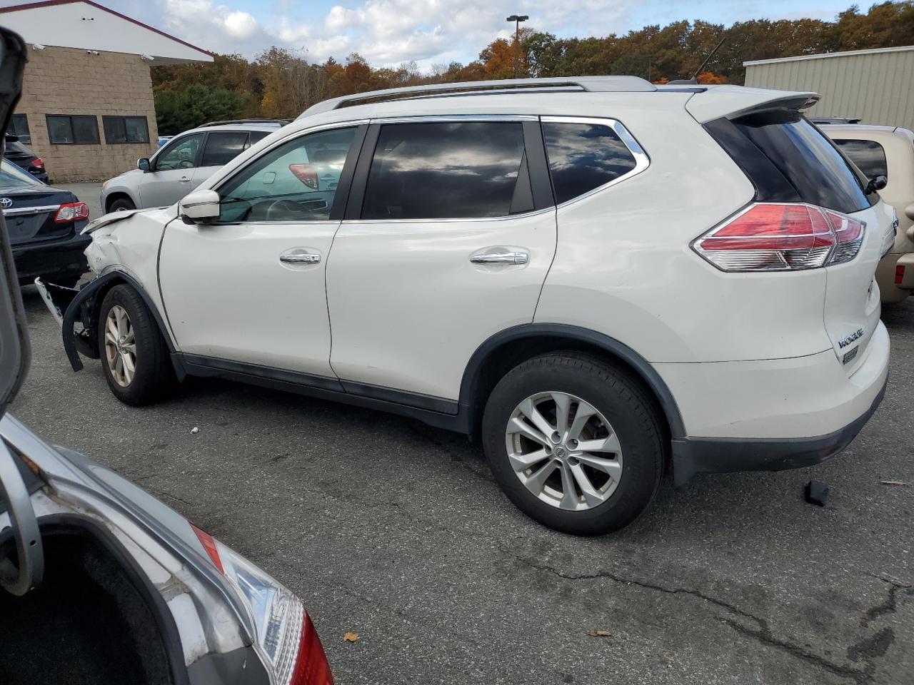 2014 NISSAN ROGUE