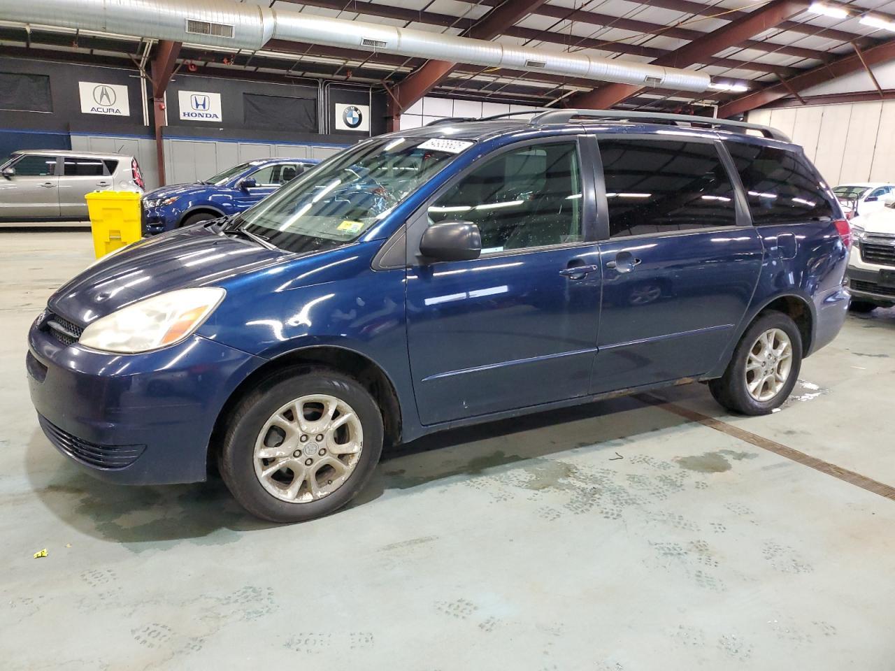 2005 TOYOTA SIENNA