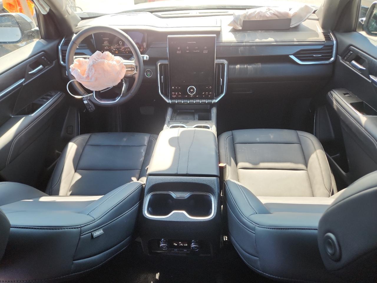 2024 GMC ACADIA