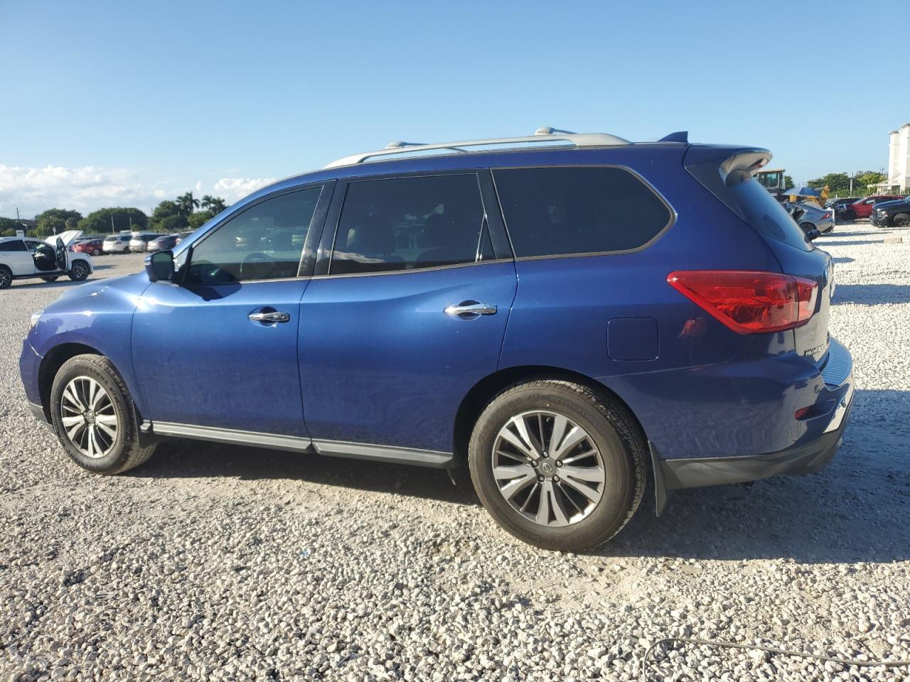 2019 NISSAN PATHFINDER