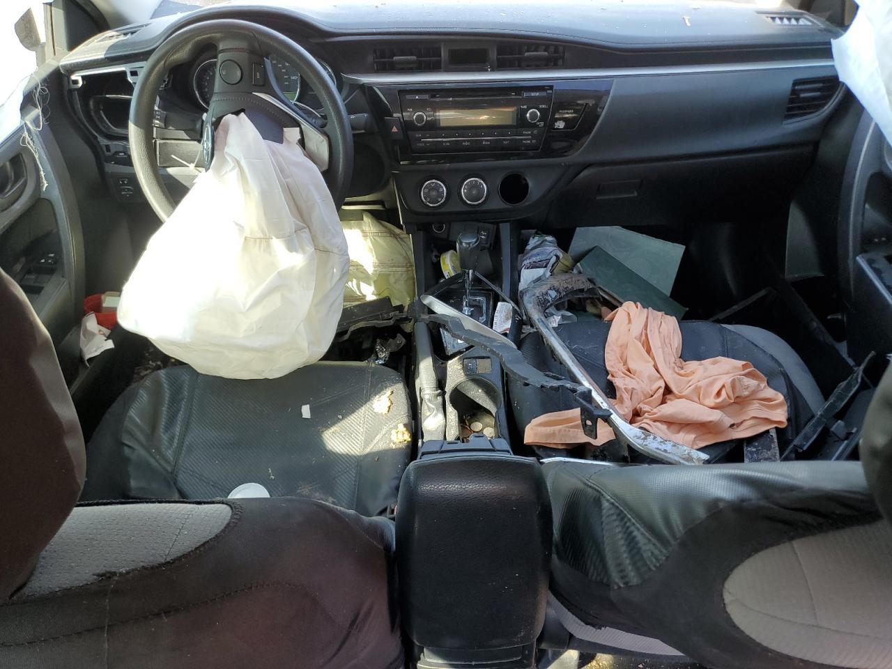 2015 TOYOTA COROLLA