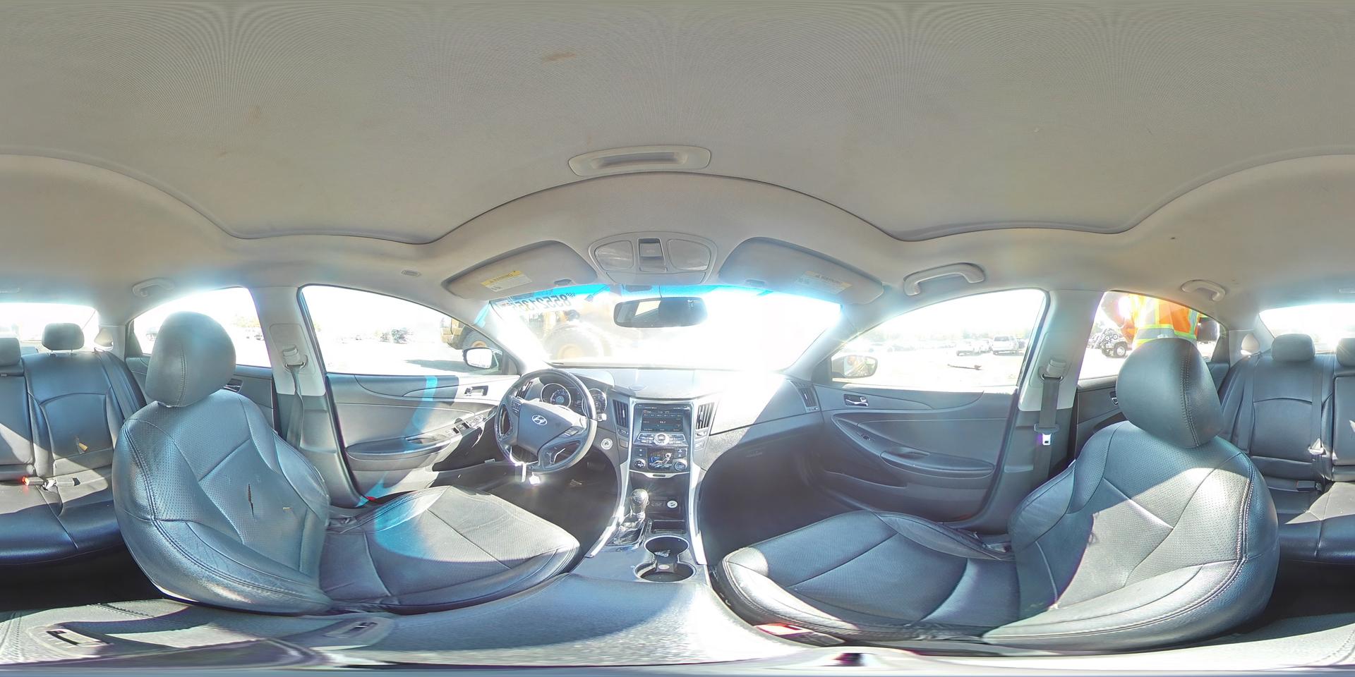 2011 HYUNDAI SONATA