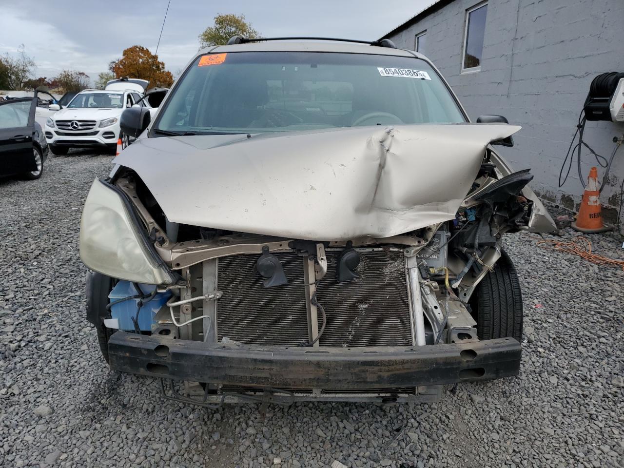 2005 TOYOTA SIENNA