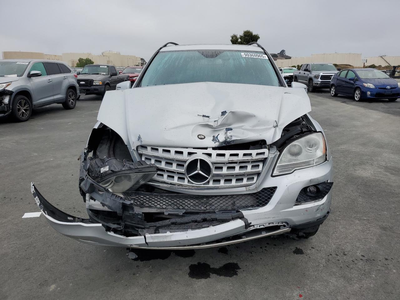 2011 MERCEDES-BENZ ML-Class
