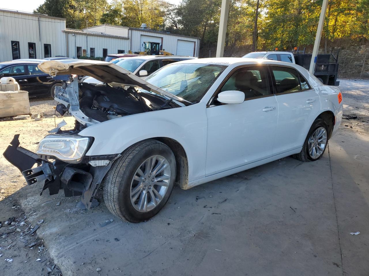 2018 CHRYSLER 300