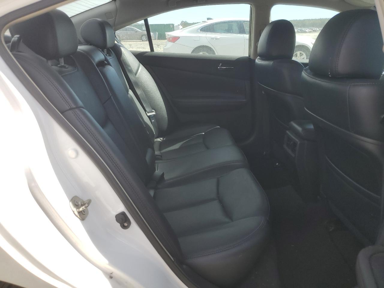 2012 NISSAN Maxima