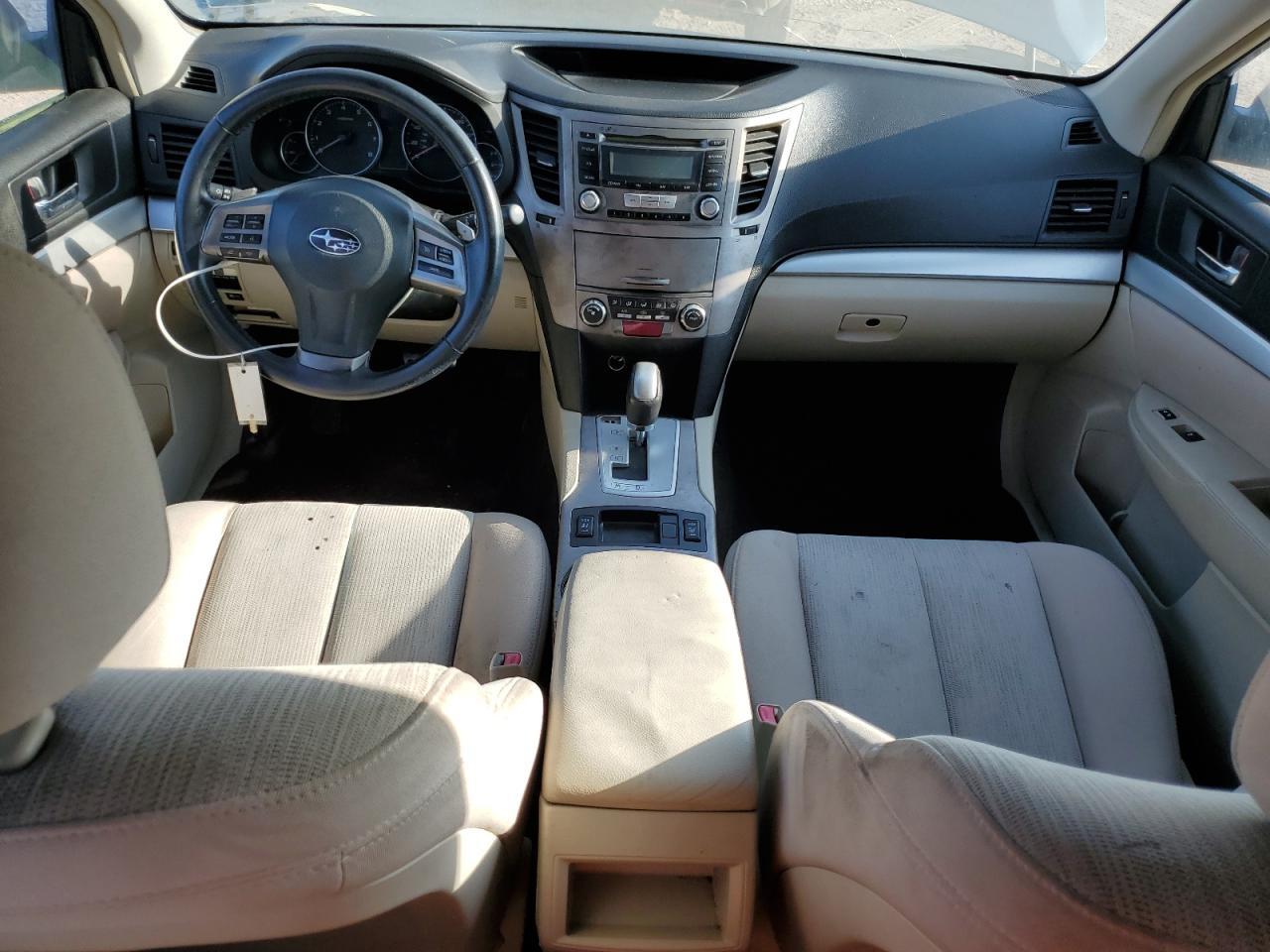 2013 SUBARU Outback