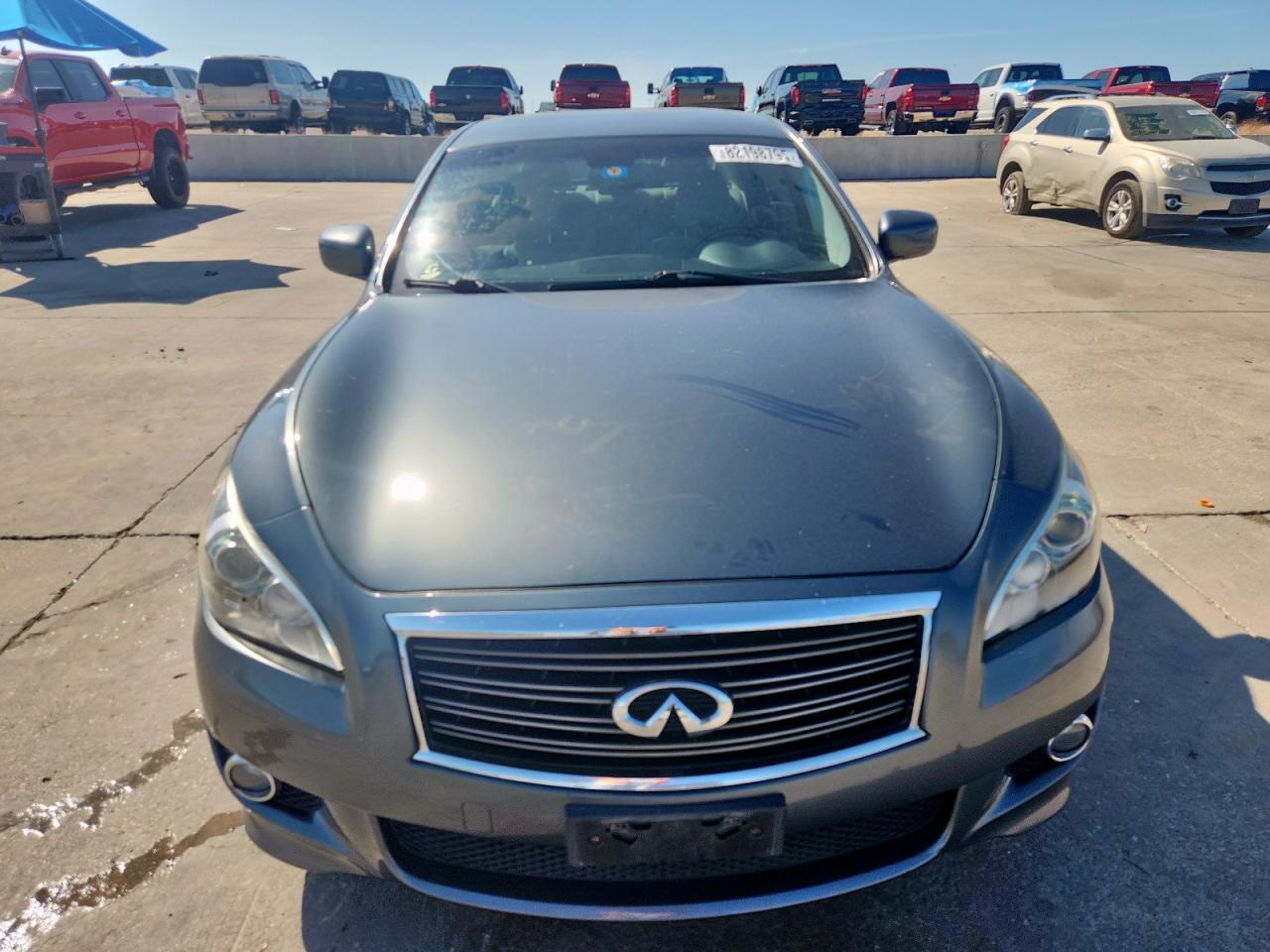 2011 INFINITI M37