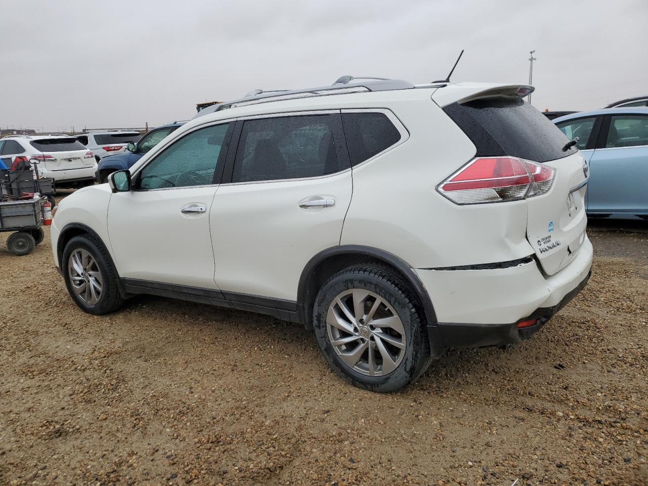 2016 NISSAN ROGUE