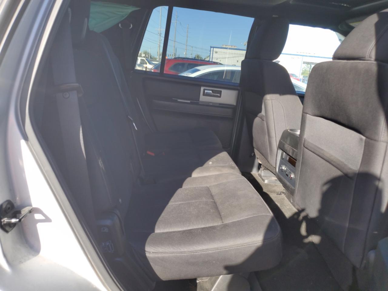 2017 FORD Expedition