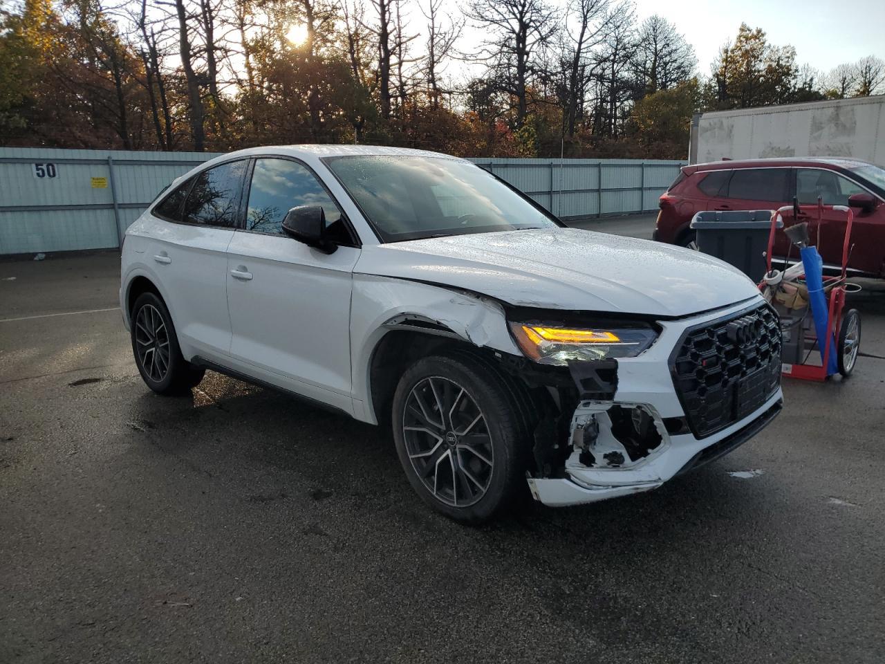 2022 AUDI SQ5