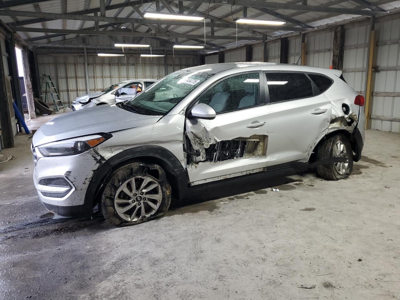 2017 HYUNDAI TUCSON
