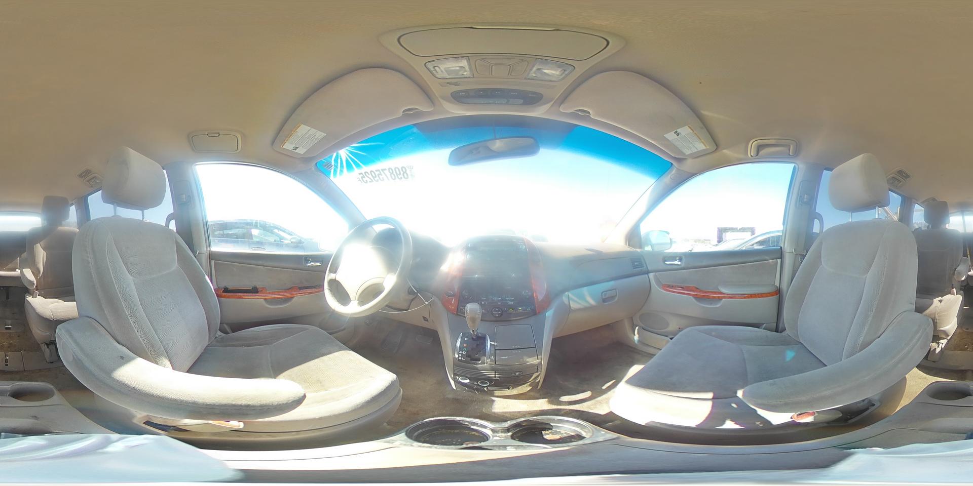 2009 TOYOTA SIENNA