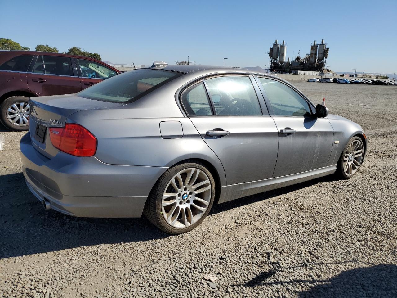 2011 BMW 3 SERIES