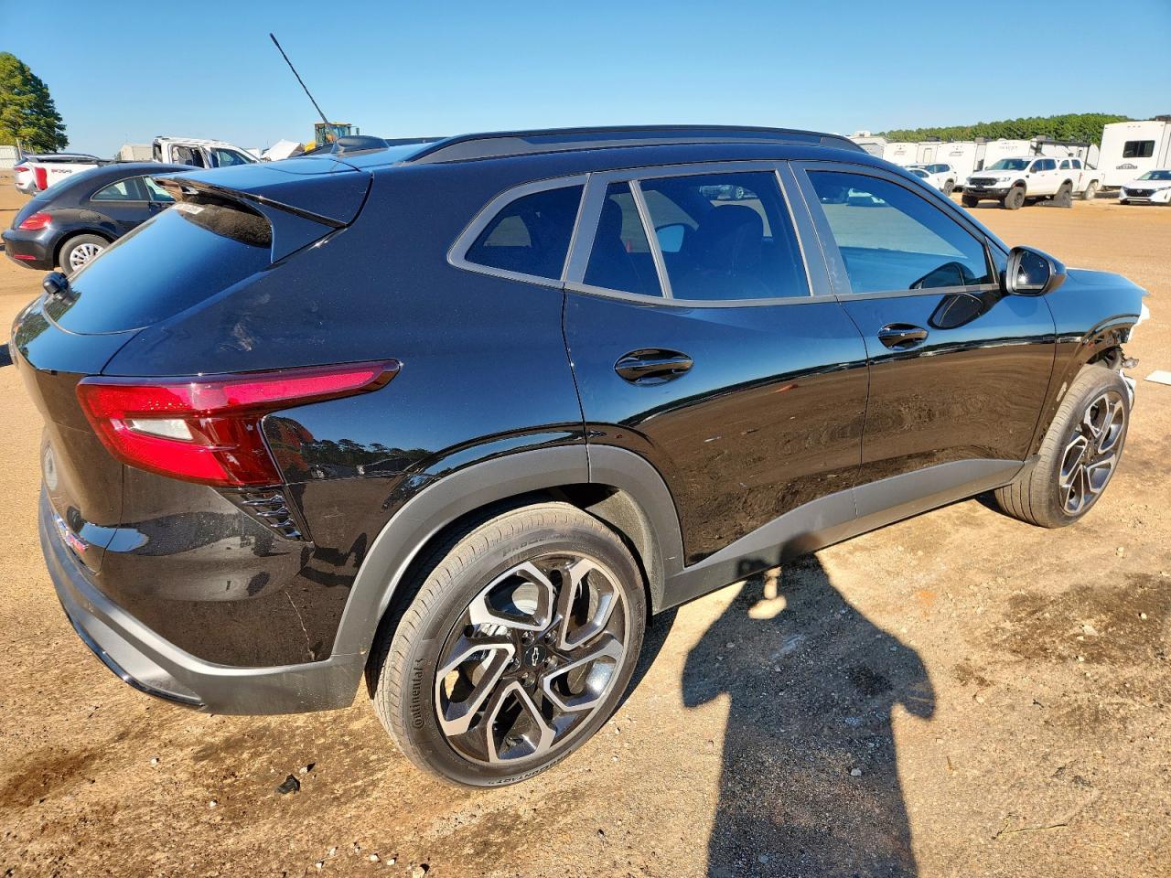 2025 CHEVROLET TRAX