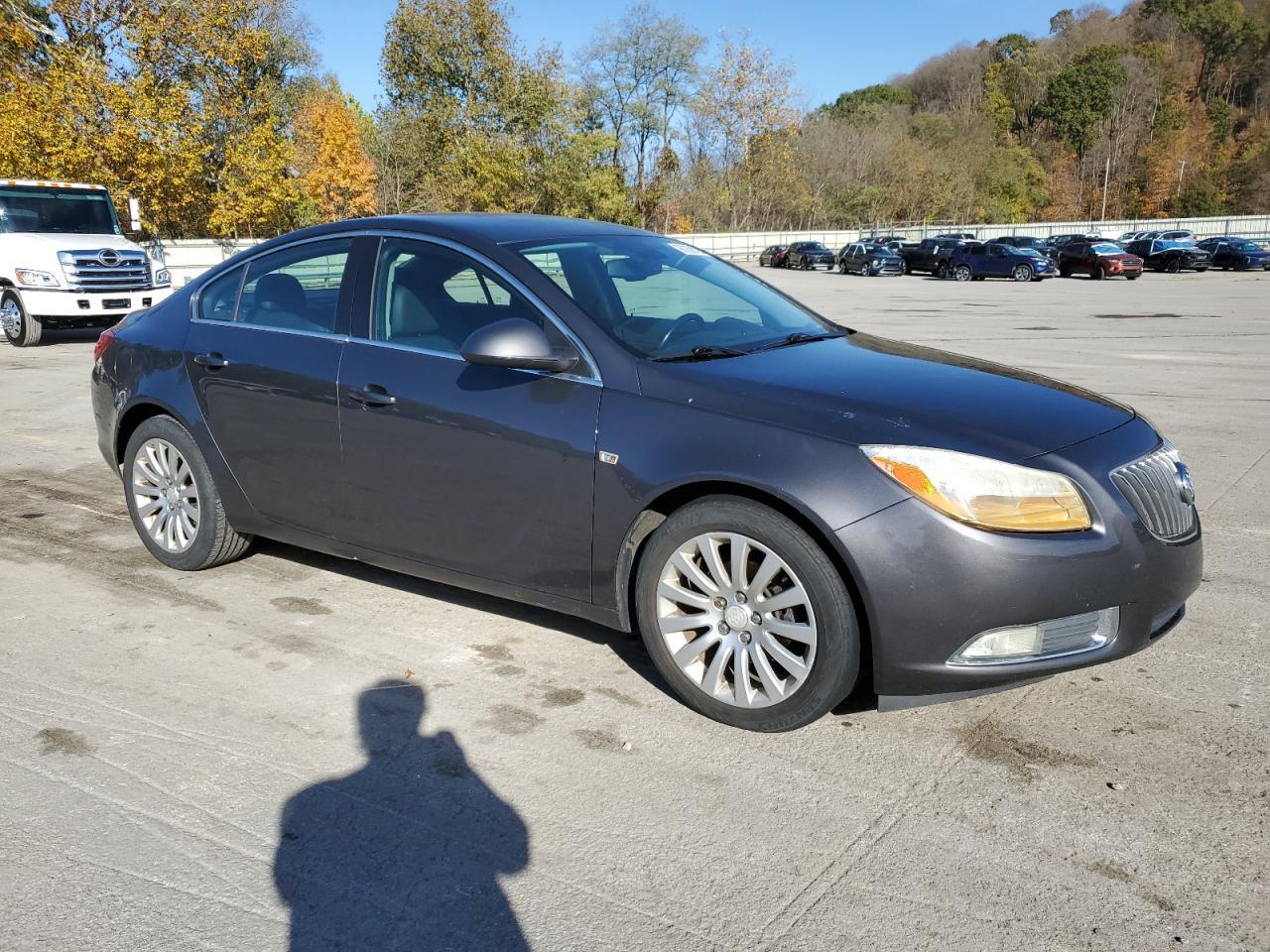 2011 BUICK Regal