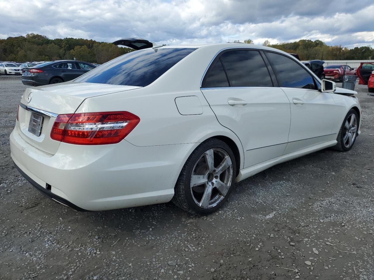 2010 MERCEDES-BENZ E-Class