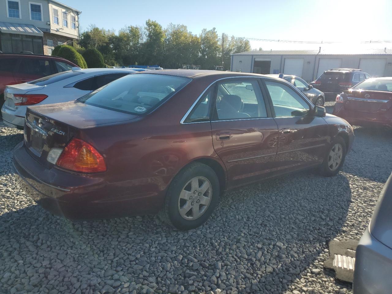 2002 TOYOTA Avalon