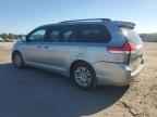 2011 TOYOTA SIENNA