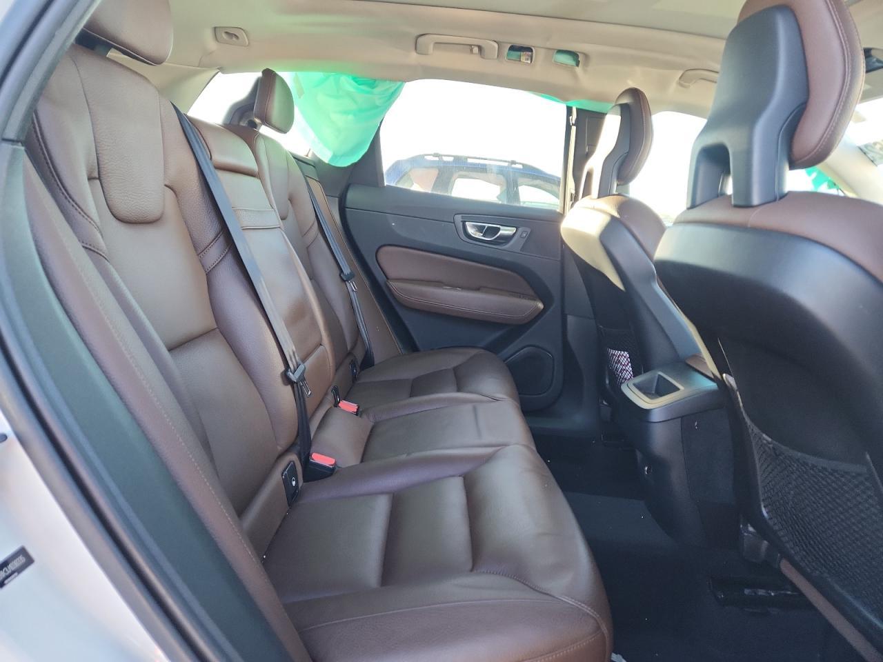 2018 VOLVO XC60