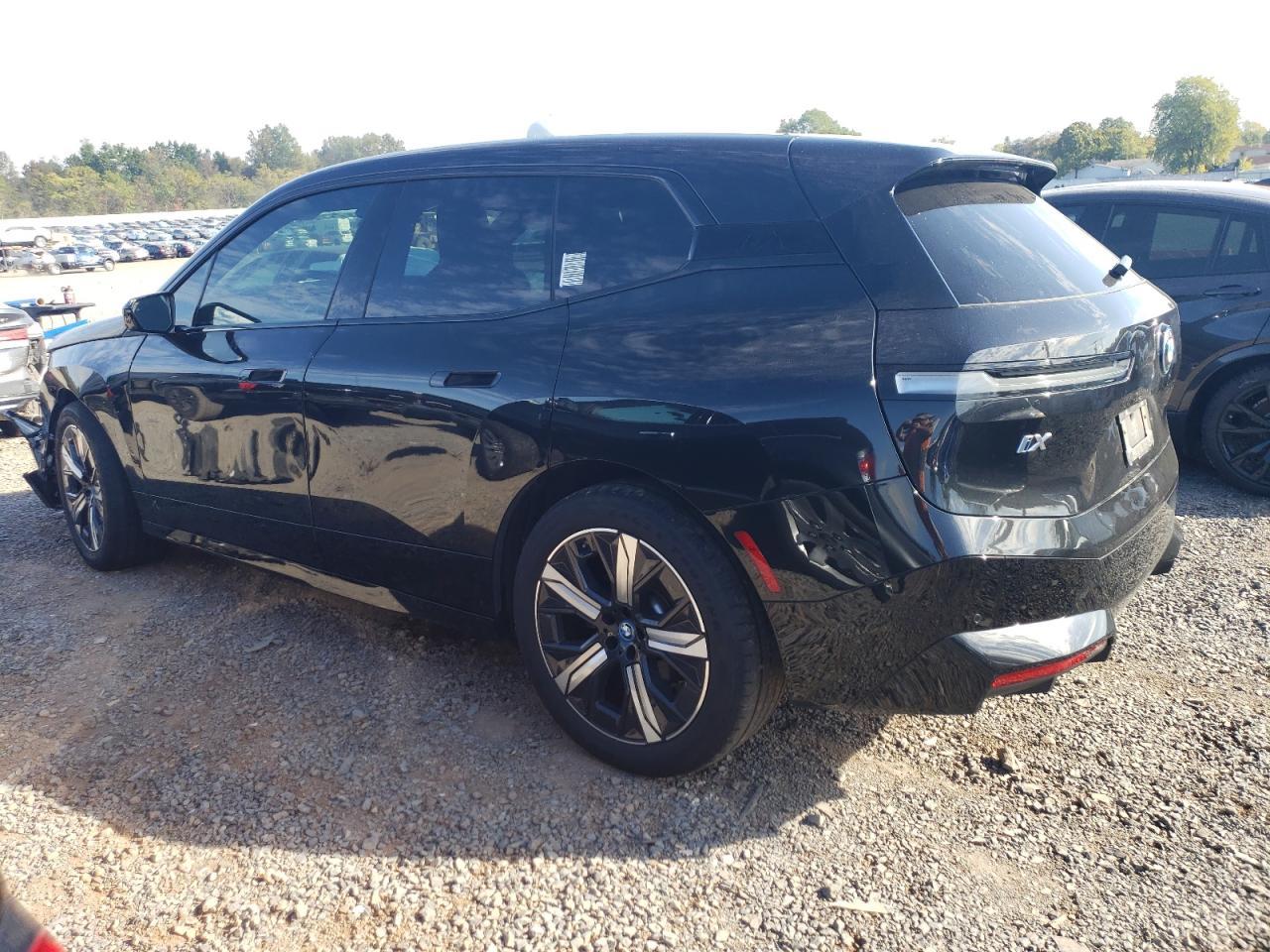 2024 BMW iX