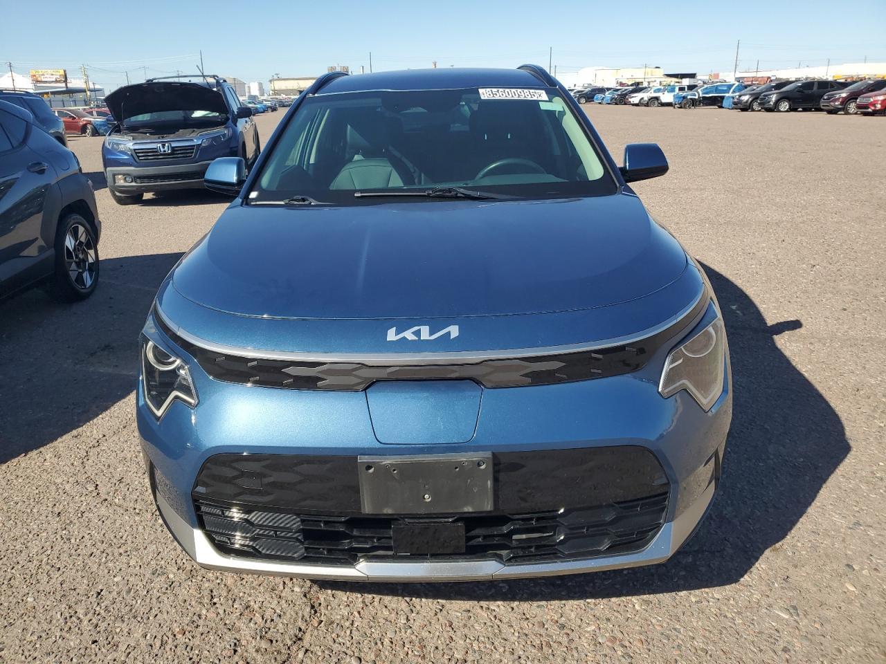 2023 KIA Niro